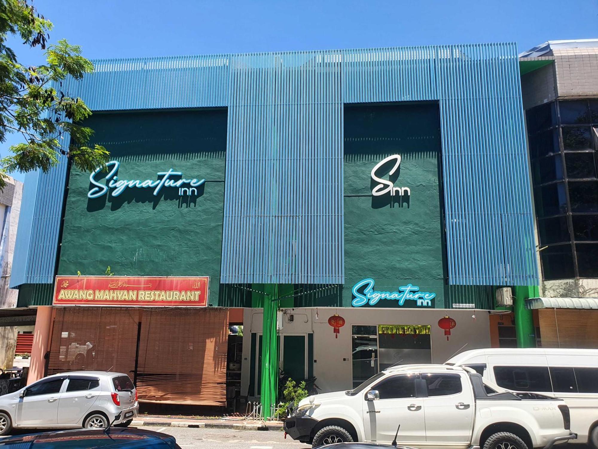 Oyo 91053 Signature Inn 米里 外观 照片